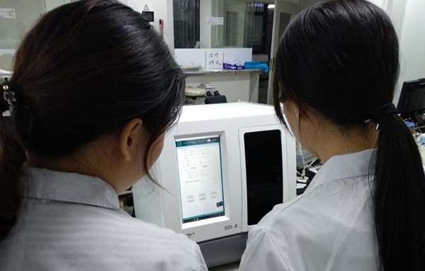 祝賀汕頭市澄海區(qū)婦幼保健院采購(gòu)我公司SD-8母乳分析儀