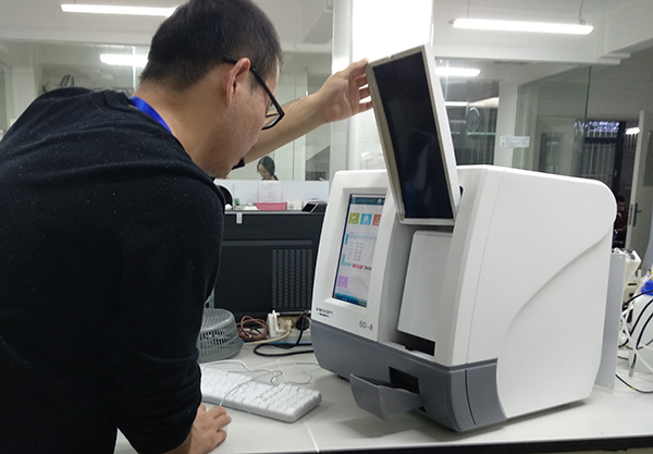 隨州市中醫(yī)院采購(gòu)我公司SD-8母乳分析儀